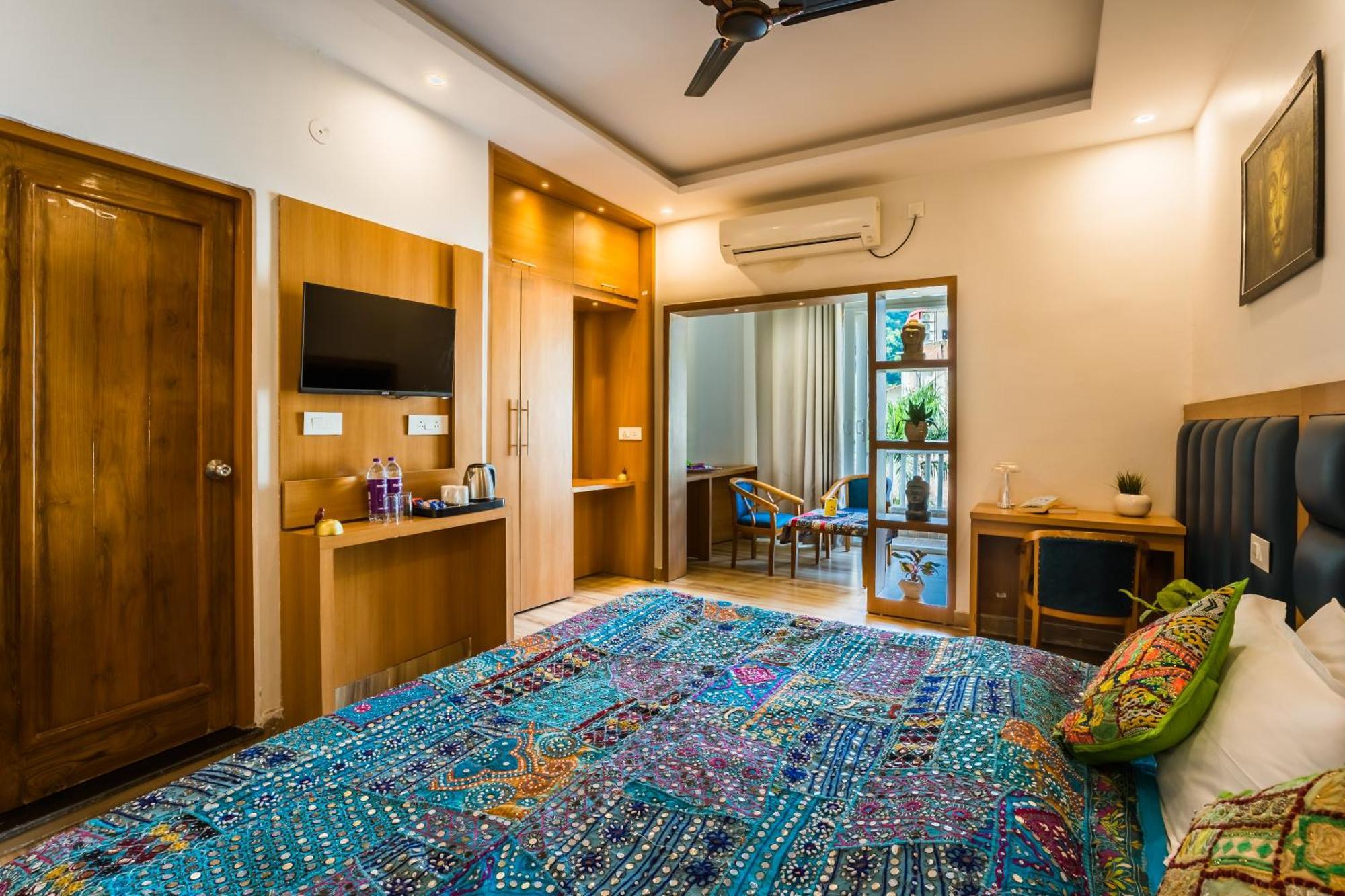 Tripli Hotels Ayushman Retreat ริชิเคช ภายนอก รูปภาพ